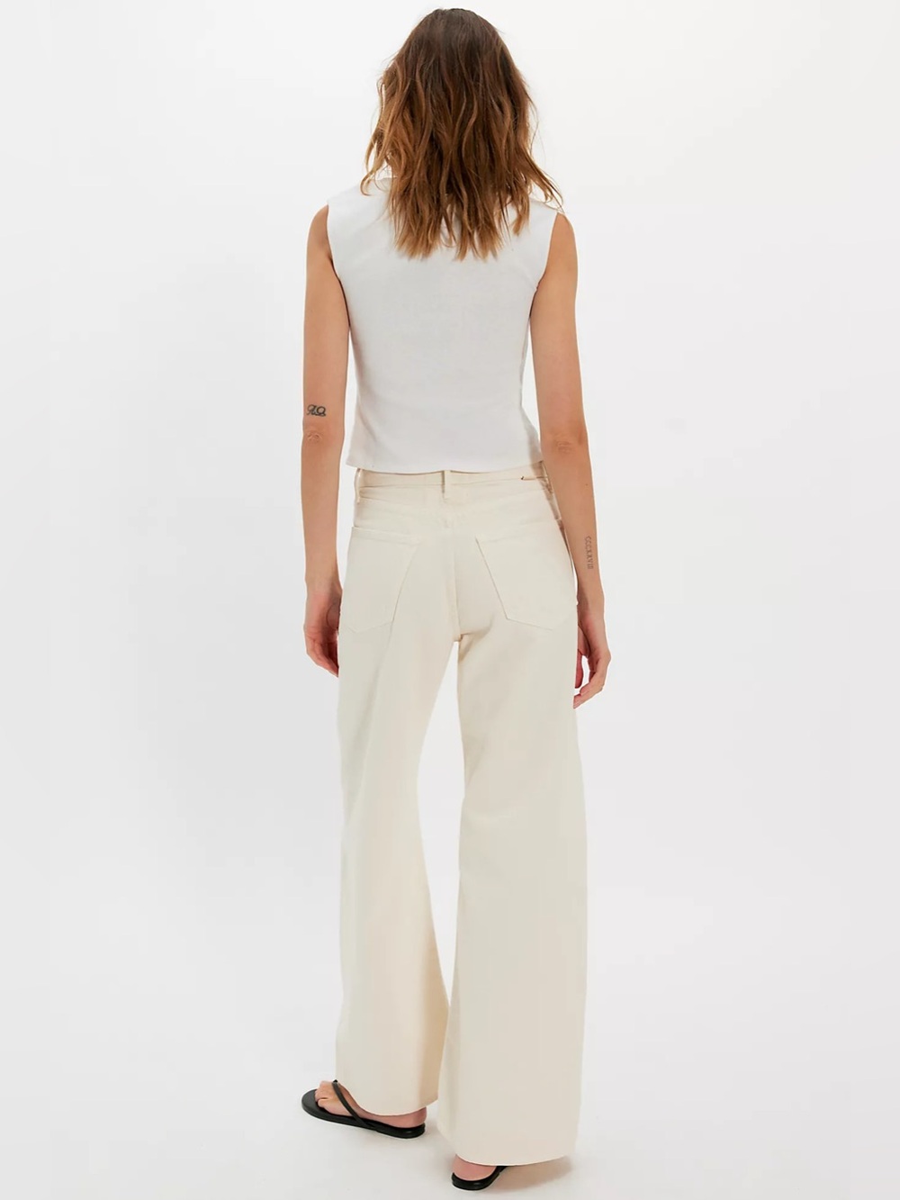 MOTHER The Lemon Twist Sneak Jeans - Picture 3 of 11